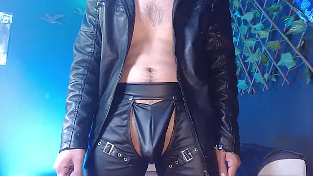 Snapshot of Dicaprioo_ chatting on 11.13.25 Dicaprioo online show from 11.13.25