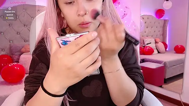 Charlotte Jones   online show from 02.15.25