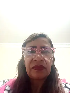 Snapshot of LITLESTAR chatting on 01.09.25 LITLESTAR online show from 01.09.25