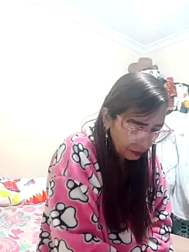 Snapshot of LITLESTAR chatting on 01.11.25 LITLESTAR online show from 01.11.25