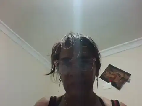 Snapshot of LITLESTAR chatting on 03.02.25 LITLESTAR online show from 03.02.25