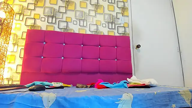 Snapshot of LITLESTAR chatting on 10.07.25 LITLESTAR online show from 10.07.25