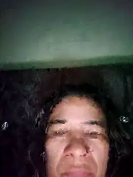 Snapshot of LITLESTAR chatting on 10.28.25 LITLESTAR online show from 10.28.25