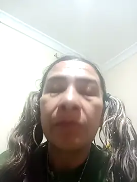 Snapshot of LITLESTAR chatting on 11.29.25 LITLESTAR online show from 11.29.25