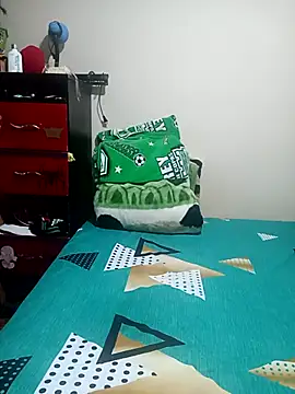 Snapshot of LITLESTAR chatting on 12.05.25 LITLESTAR online show from 12.05.25