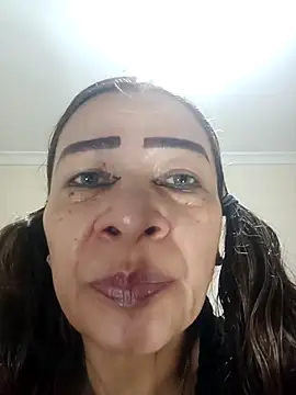 Snapshot of LITLESTAR chatting on 12.15.25 LITLESTAR online show from 12.15.25