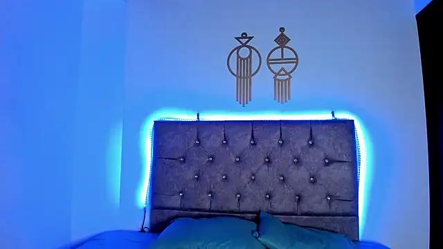 Elsalombardi  online show from 02.08.25