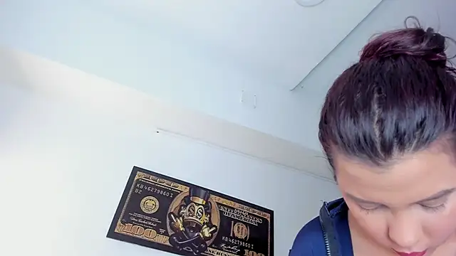 Elsalombardi  online show from 09.11.25