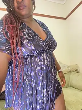 Snapshot of sweet18creamybigpussy chatting on 06.12.26 sweet18creamybigpussy online show from 06.12.26