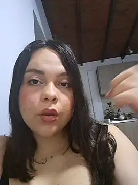 Snapshot of AllyTell chatting on 10.31.25 AllyTell online show from 10.31.25