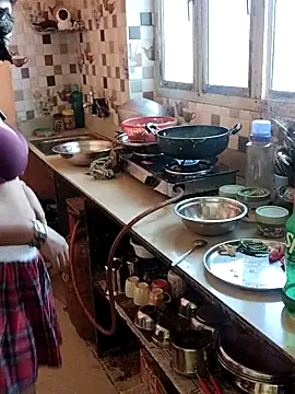 Snapshot of joya_bhabi chatting on 11.16.25 joya bhabi online show from 11.16.25