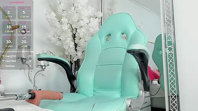 EmmaCrush online show from 03.08.25