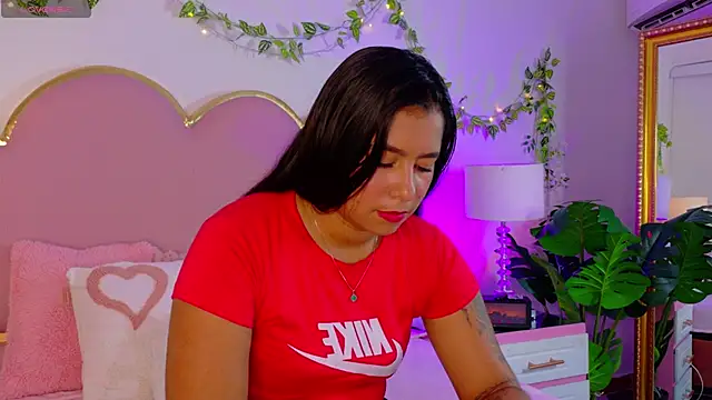 EmmaCrush online show from 12.05.25