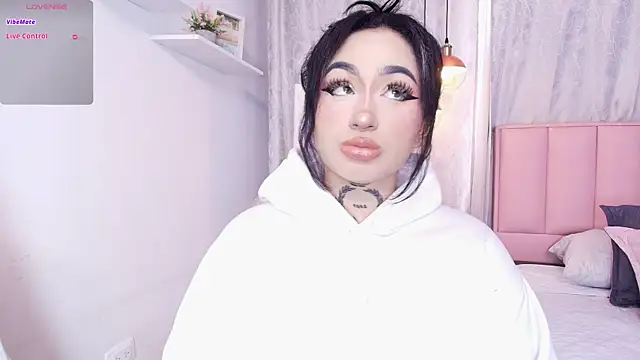 bella-green online show from 03.18.25