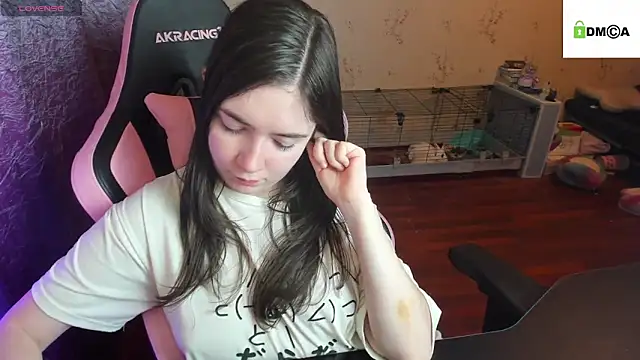 Snapshot of Crazy_forest_fairy chatting on 12.21.25 Crazy forest fairy online show from 12.21.25