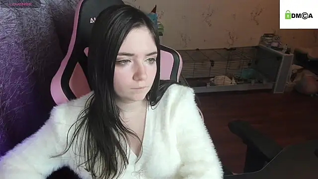 Snapshot of Crazy_forest_fairy chatting on 12.22.25 Crazy forest fairy online show from 12.22.25