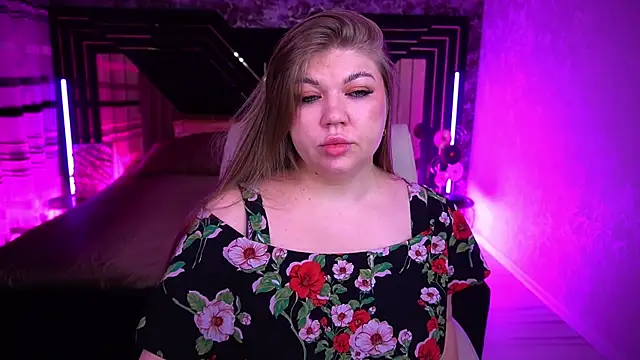 GabbieJay online show from 07.29.26