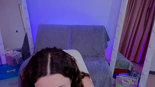 Snapshot of Hayle_Hill chatting on 01.09.25 Hayle Hill online show from 01.09.25