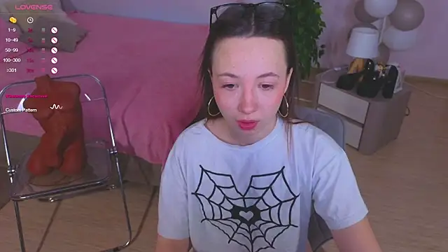 Snapshot of Hayle_Hill chatting on 01.22.25 Hayle Hill online show from 01.22.25