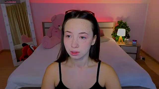 Snapshot of Hayle_Hill chatting on 11.03.25 Hayle Hill online show from 11.03.25