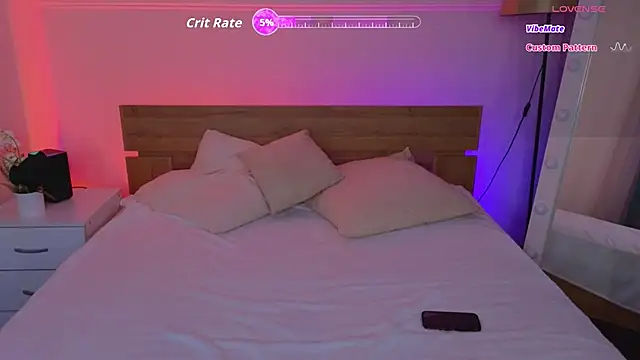 Snapshot of Hayle_Hill chatting on 11.16.25 Hayle Hill online show from 11.16.25