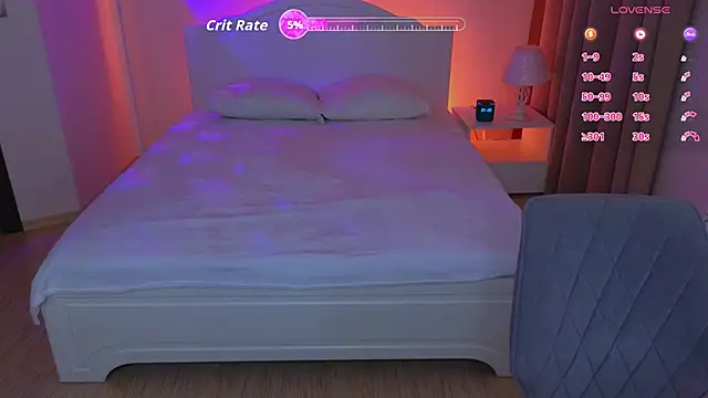 Snapshot of Hayle_Hill chatting on 11.21.25 Hayle Hill online show from 11.21.25