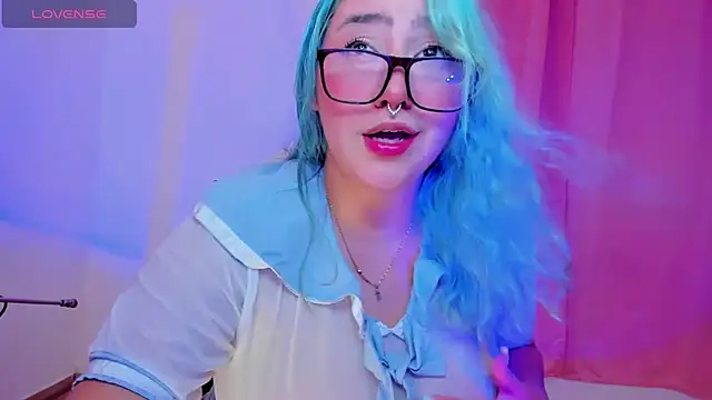 Snapshot of scarlett_queen56 chatting on 12.28.24 scarlett queen56 online show from 12.28.24