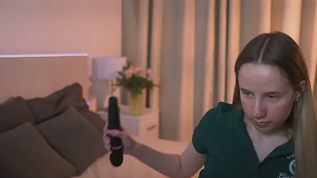 Cassie Kelman online show from 03.05.25