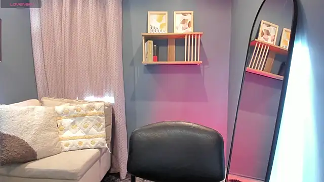  alaiasmile  online show from 06.12.26