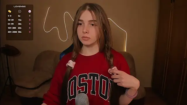 Snapshot of Kami_kam chatting on 02.27.25 Kami kam online show from 02.27.25