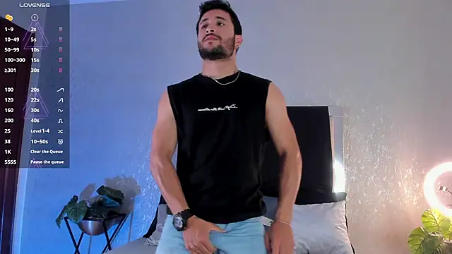 Snapshot of Valentinoford chatting on 12.09.24 Valentinoford online show from 12.09.24