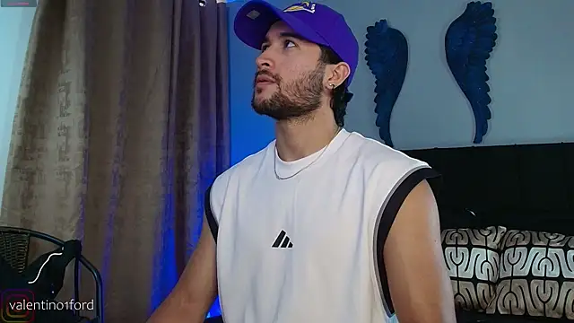 Snapshot of Valentinoford chatting on 03.11.26 Valentinoford online show from 03.11.26