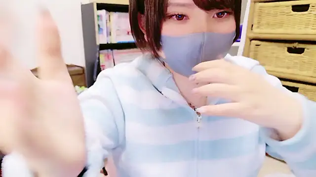 senachinnn online show from 11.17.25