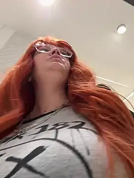 Teya moon  online show from 06.06.26