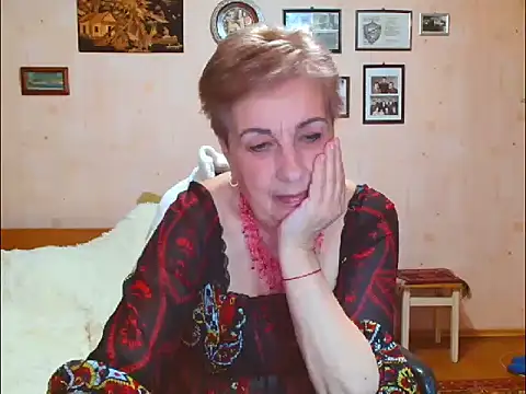 Snapshot of Victoria5643 chatting on 03.08.26 Victoria5643 online show from 03.08.26