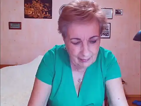 Snapshot of Victoria5643 chatting on 03.16.26 Victoria5643 online show from 03.16.26