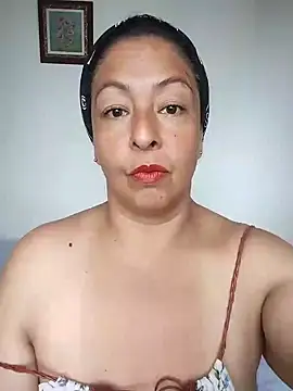 Snapshot of Catalina_JH chatting on 01.27.25 Catalina JH online show from 01.27.25