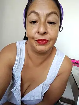 Snapshot of Catalina_JH chatting on 10.23.25 Catalina JH online show from 10.23.25