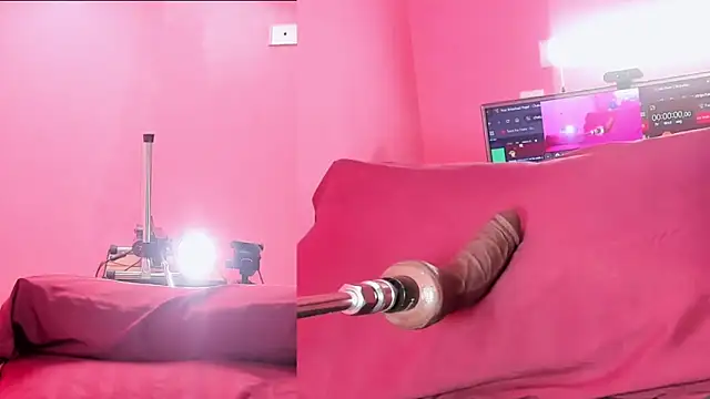 Snapshot of Criistal_Thompson chatting on 02.10.25 Criistal Thompson online show from 02.10.25