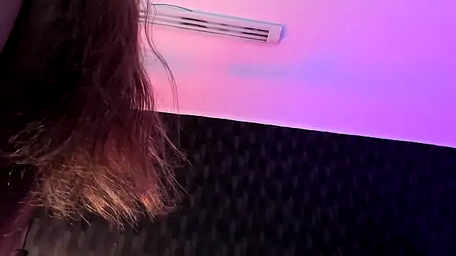 Anneth  M online show from 02.04.25