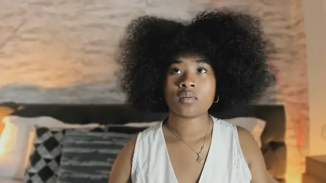 Anneth  M online show from 11.04.25