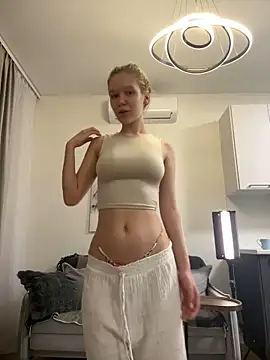 Snapshot of Ketitull chatting on 01.24.25 Ketitull online show from 01.24.25