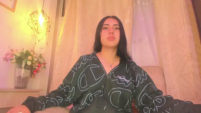 Chanttall  online show from 12.16.24