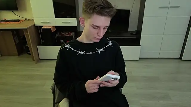 angryzan online show from 03.10.26