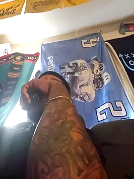 GallowayGooch1085 online show from 02.28.26