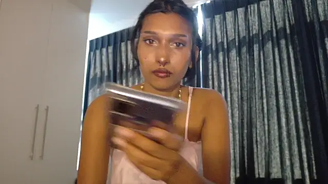 Snapshot of kawaiibabypie1 chatting on 12.14.25 kawaiibabypie1 online show from 12.14.25