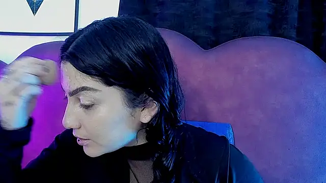 Snapshot of sophy_rock chatting on 06.08.26 sophy rock online show from 06.08.26