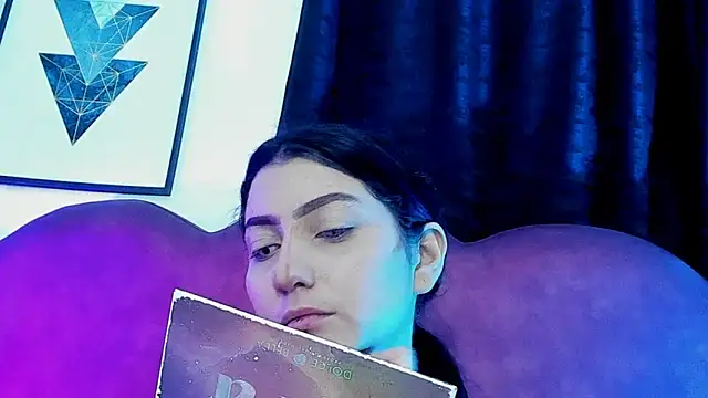 Snapshot of sophy_rock chatting on 06.11.26 sophy rock online show from 06.11.26
