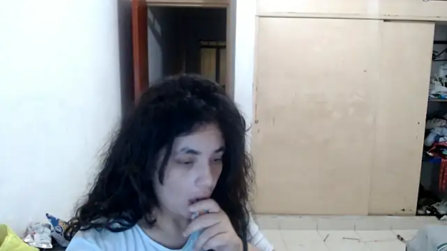 Snapshot of ladydeathz chatting on 01.14.25 ladydeathz online show from 01.14.25