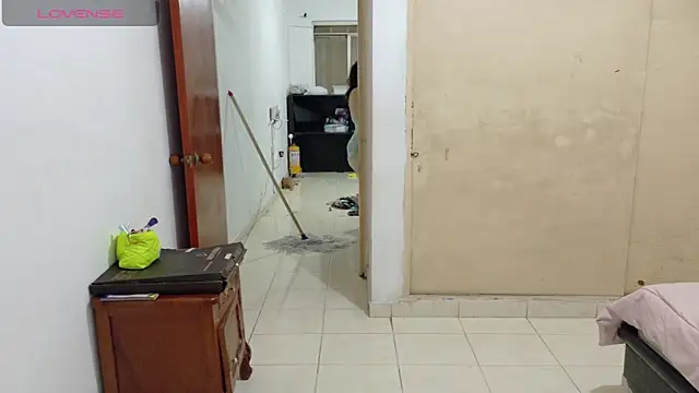 Snapshot of ladydeathz chatting on 03.08.25 ladydeathz online show from 03.08.25